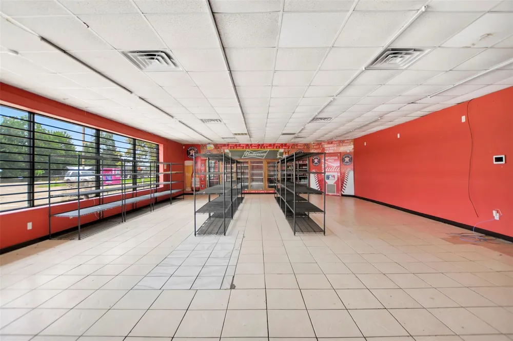 9240 State Highway 75 S New Waverly, TX 77358