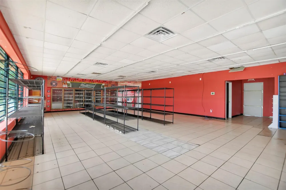9240 State Highway 75 S New Waverly, TX 77358