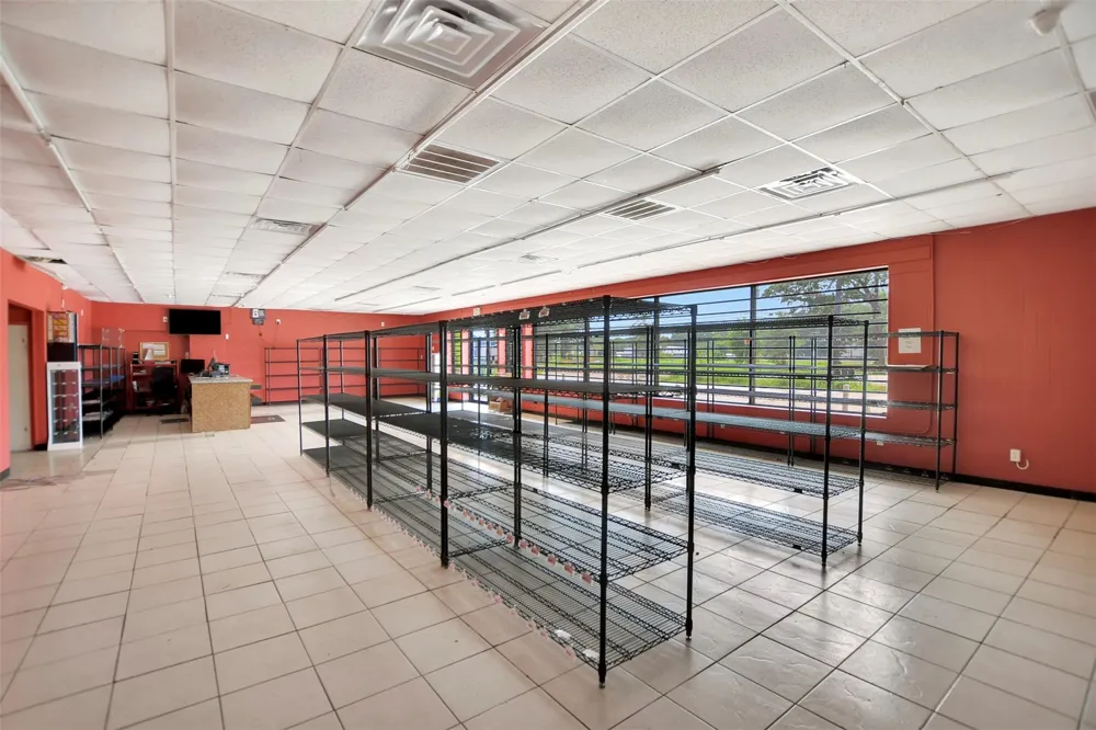 9240 State Highway 75 S New Waverly, TX 77358