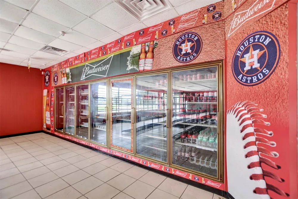 9240 State Highway 75 S New Waverly, TX 77358