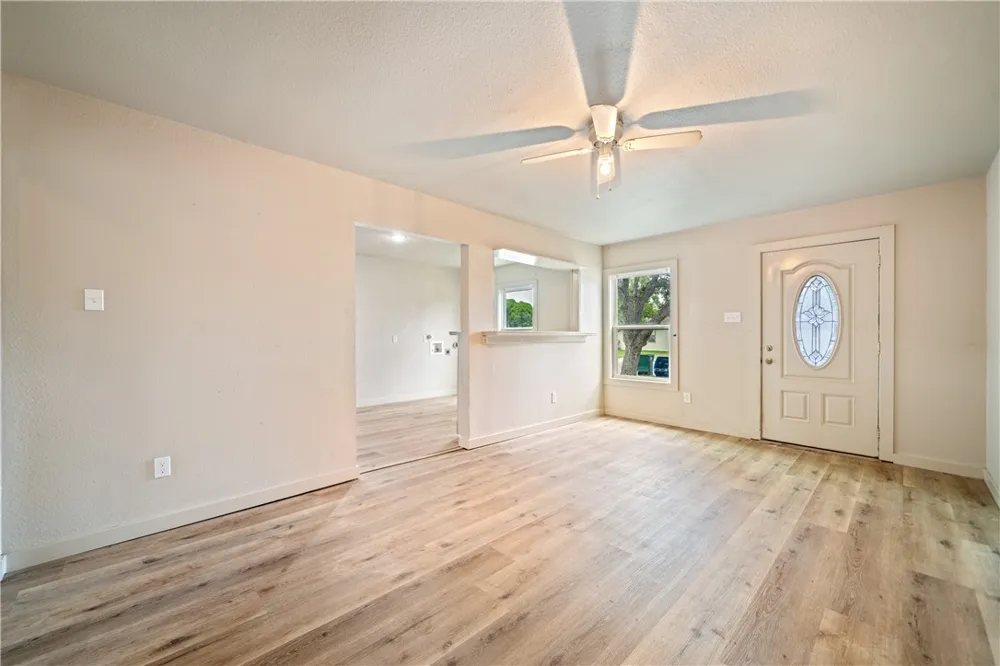 5741 Bobalo Drive Corpus Christi, TX 78412