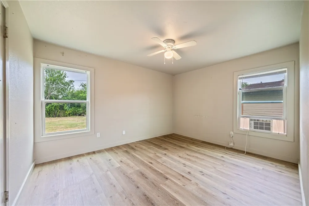 5741 Bobalo Drive Corpus Christi, TX 78412