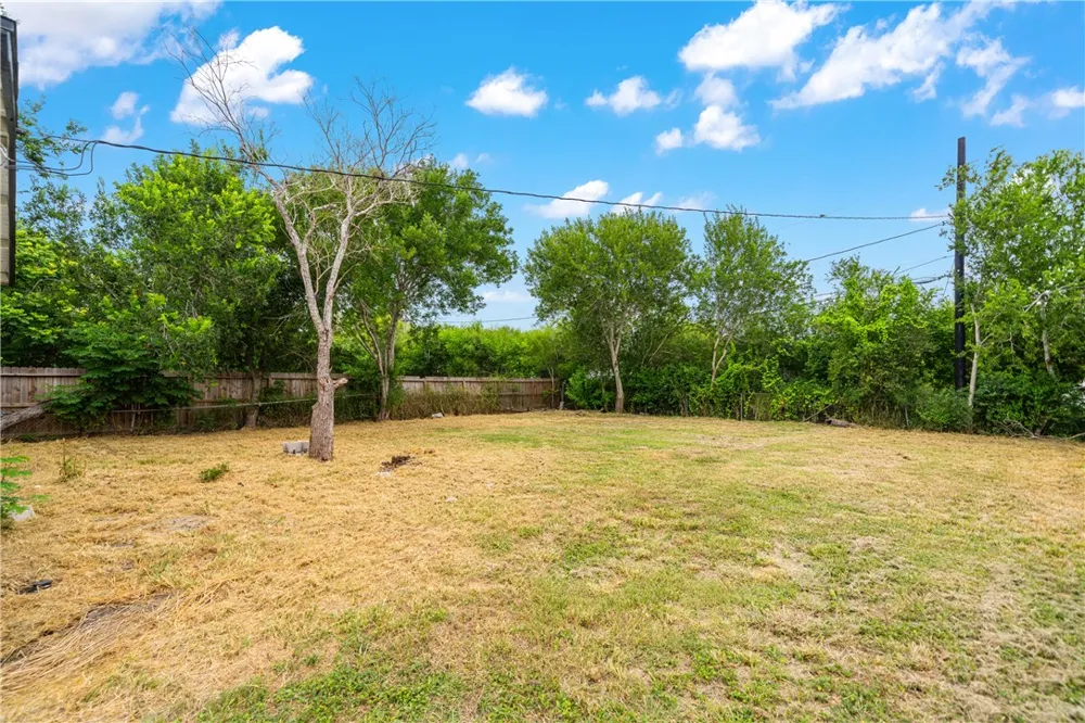 5741 Bobalo Drive Corpus Christi, TX 78412