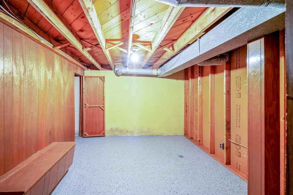 14557 Michigan Boulevard Allen Park, MI 48101