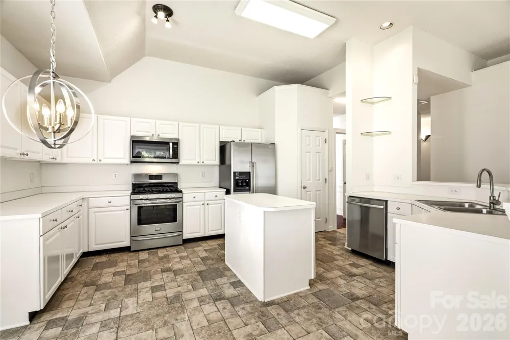 2604 Lamp Post Lane Kannapolis, NC 28081