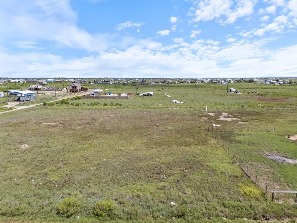 417 Chimaera Street Sargent, TX 77414
