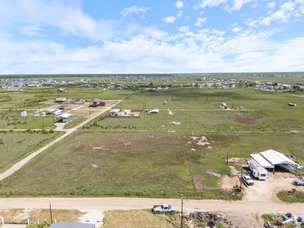 417 Chimaera Street Sargent, TX 77414
