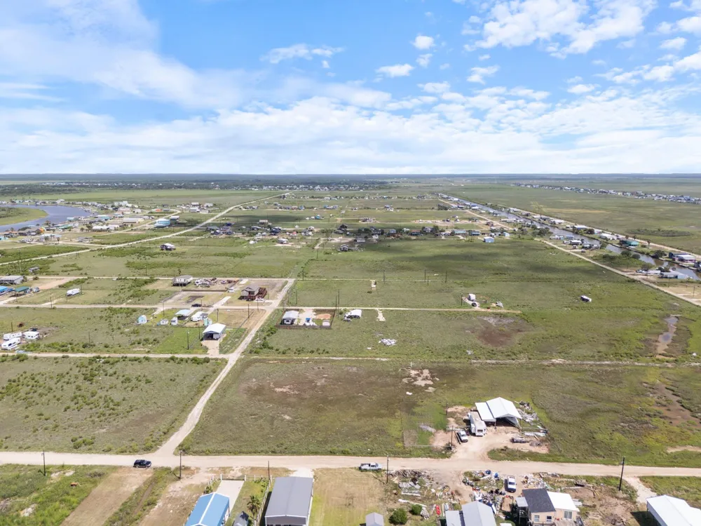 417 Chimaera Street Sargent, TX 77414