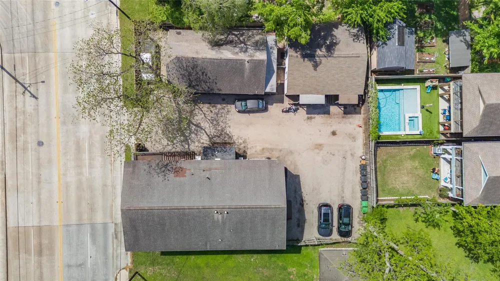 1603 Airline Drive Houston, TX 77009