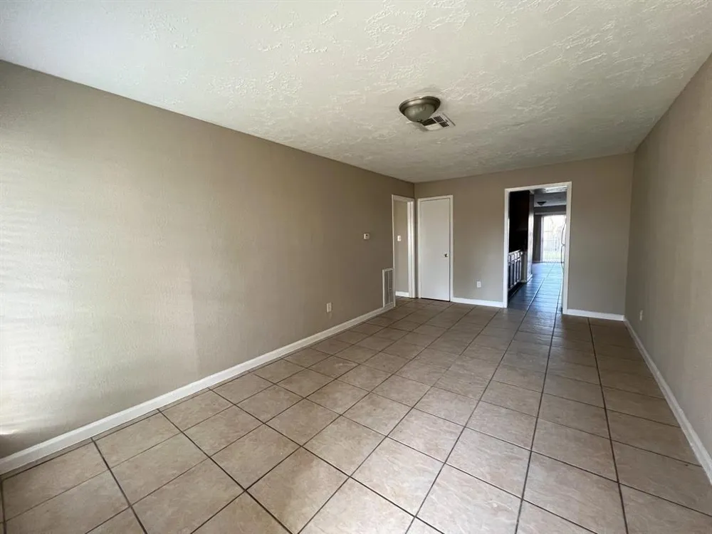 6736 W Fuqua Drive Missouri City, TX 77489