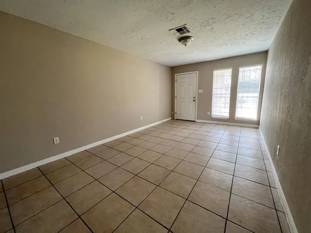 6736 W Fuqua Drive Missouri City, TX 77489