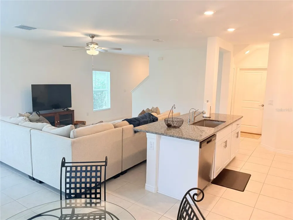 36434 GARDEN WALL WAY Zephyrhills, FL 33541