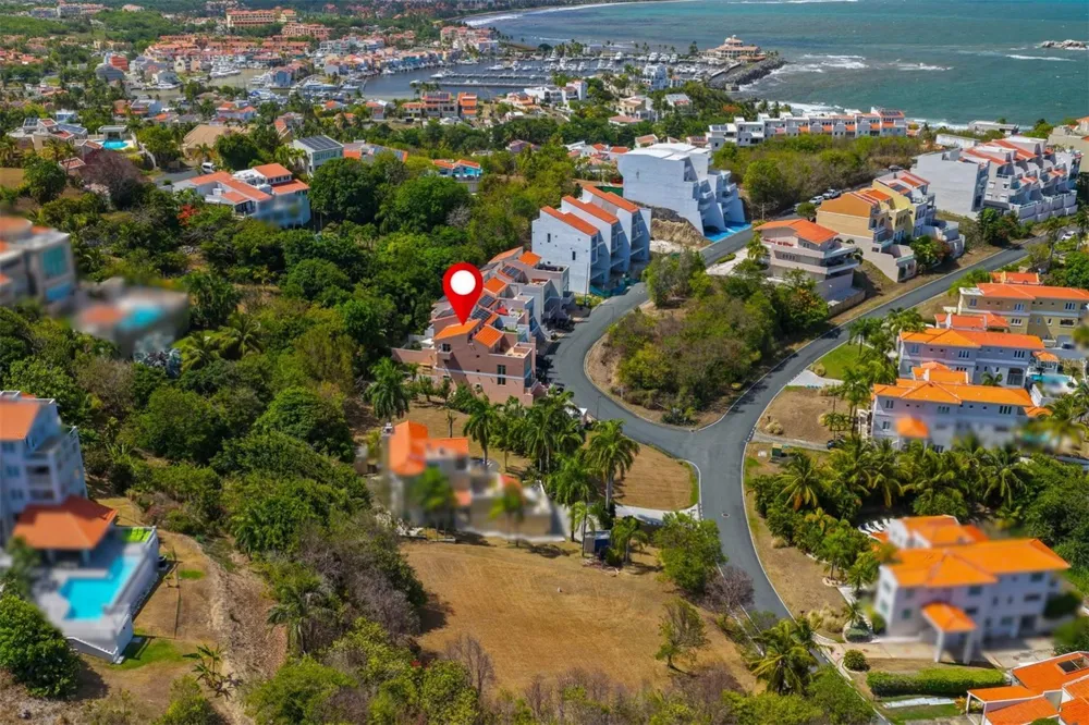 1 SHELL CASTLE CLUB CLUB Humacao, PR 00791