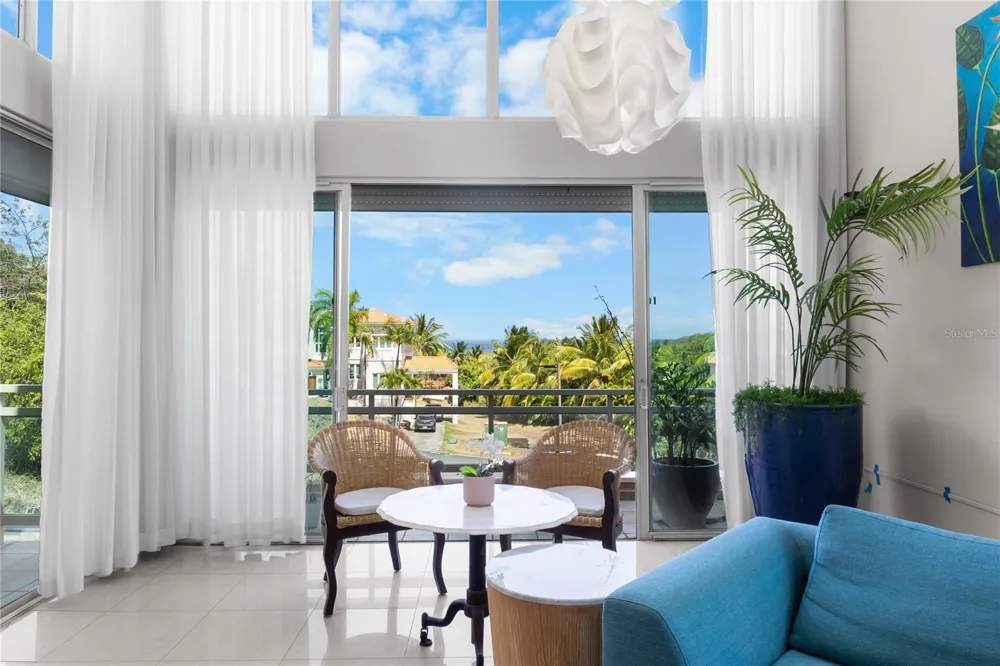 1 SHELL CASTLE CLUB CLUB Humacao, PR 00791