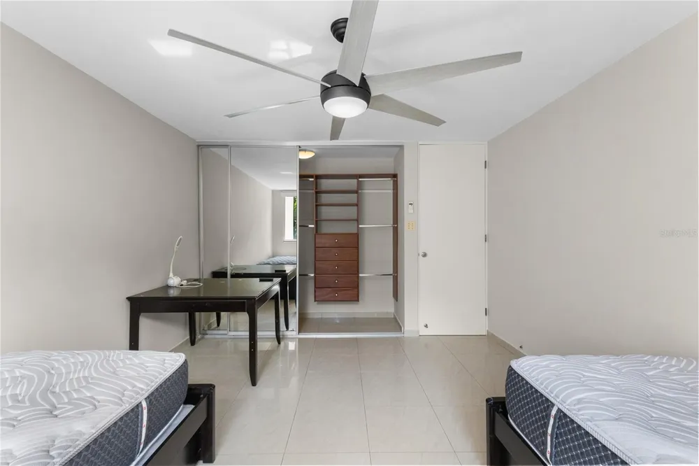 1 SHELL CASTLE CLUB CLUB Humacao, PR 00791