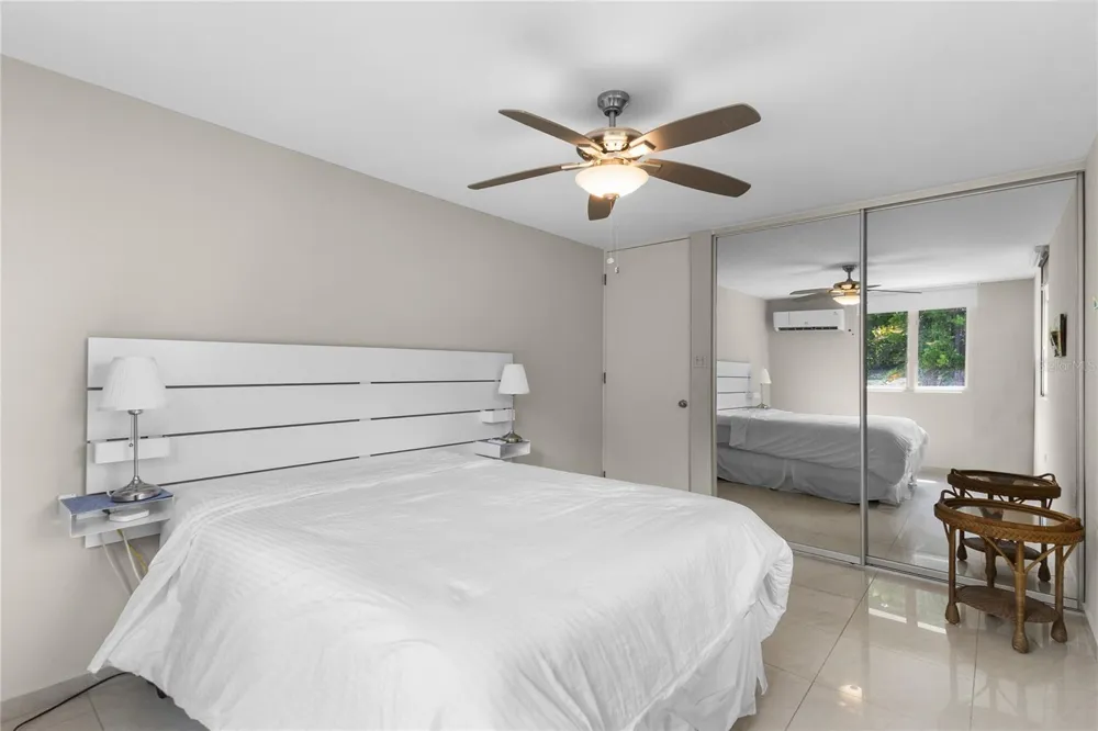1 SHELL CASTLE CLUB CLUB Humacao, PR 00791