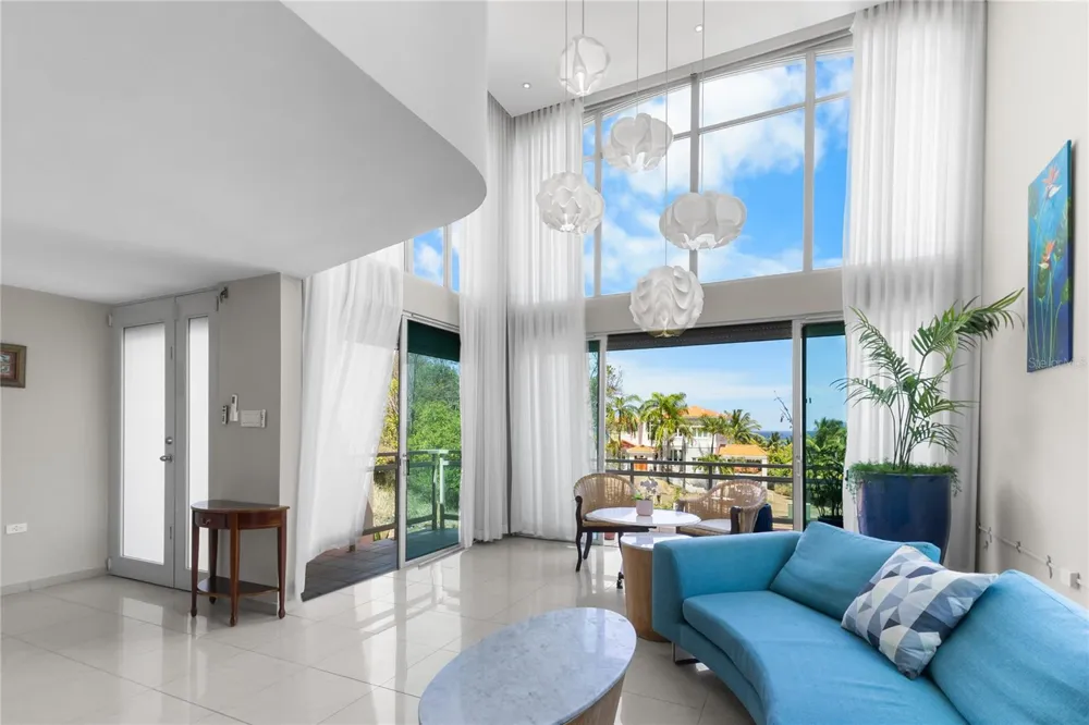 1 SHELL CASTLE CLUB CLUB Humacao, PR 00791
