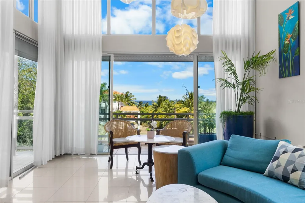 1 SHELL CASTLE CLUB CLUB Humacao, PR 00791