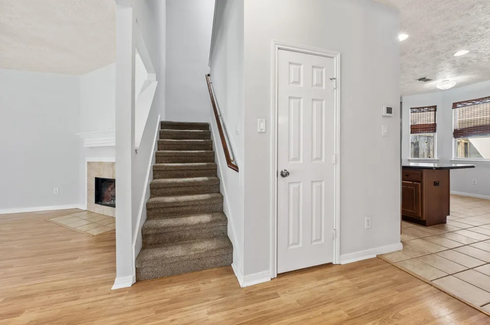 607 Travis Street #5 Webster, TX 77598