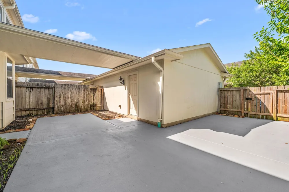 607 Travis Street #5 Webster, TX 77598