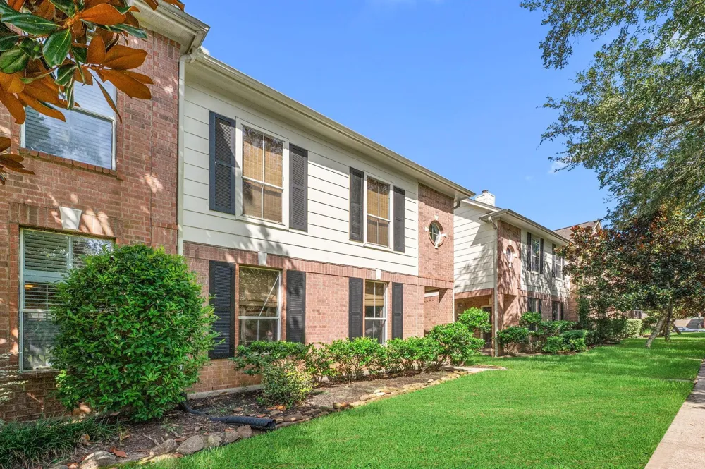 607 Travis Street #5 Webster, TX 77598