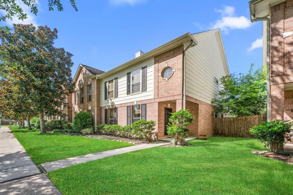 607 Travis Street #5 Webster, TX 77598