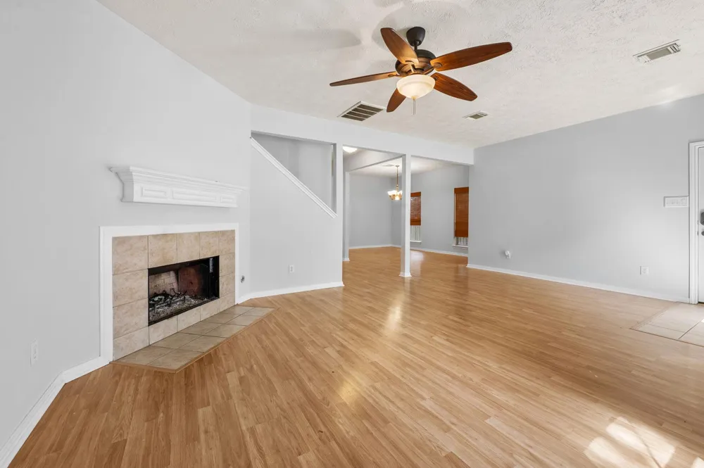 607 Travis Street #5 Webster, TX 77598