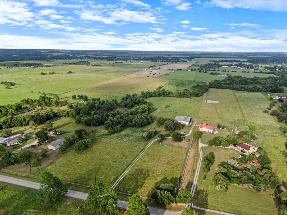15610 Penick Rd Waller, TX 77484