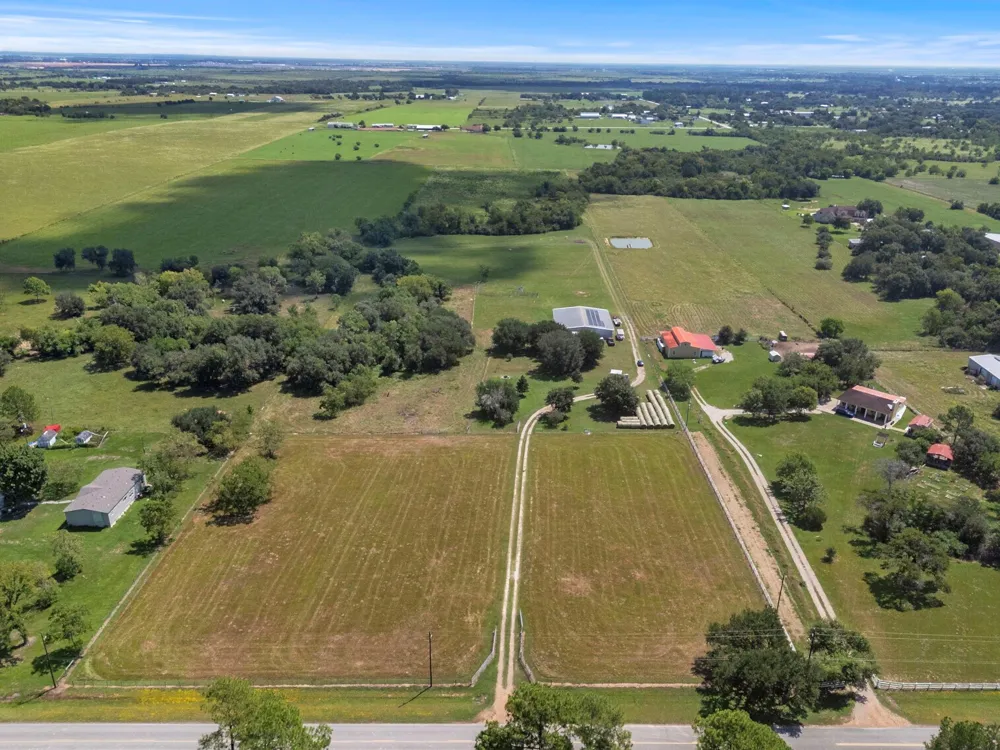 15610 Penick Rd Waller, TX 77484