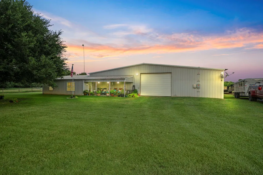 15610 Penick Rd Waller, TX 77484
