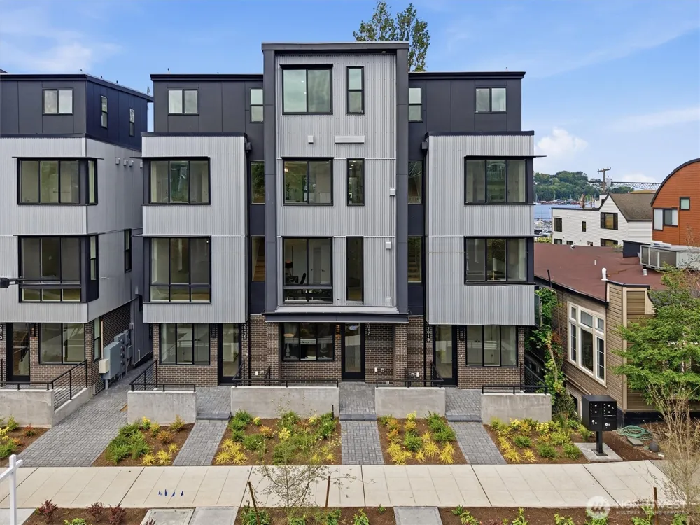 2017 Minor Avenue E Seattle, WA 98102