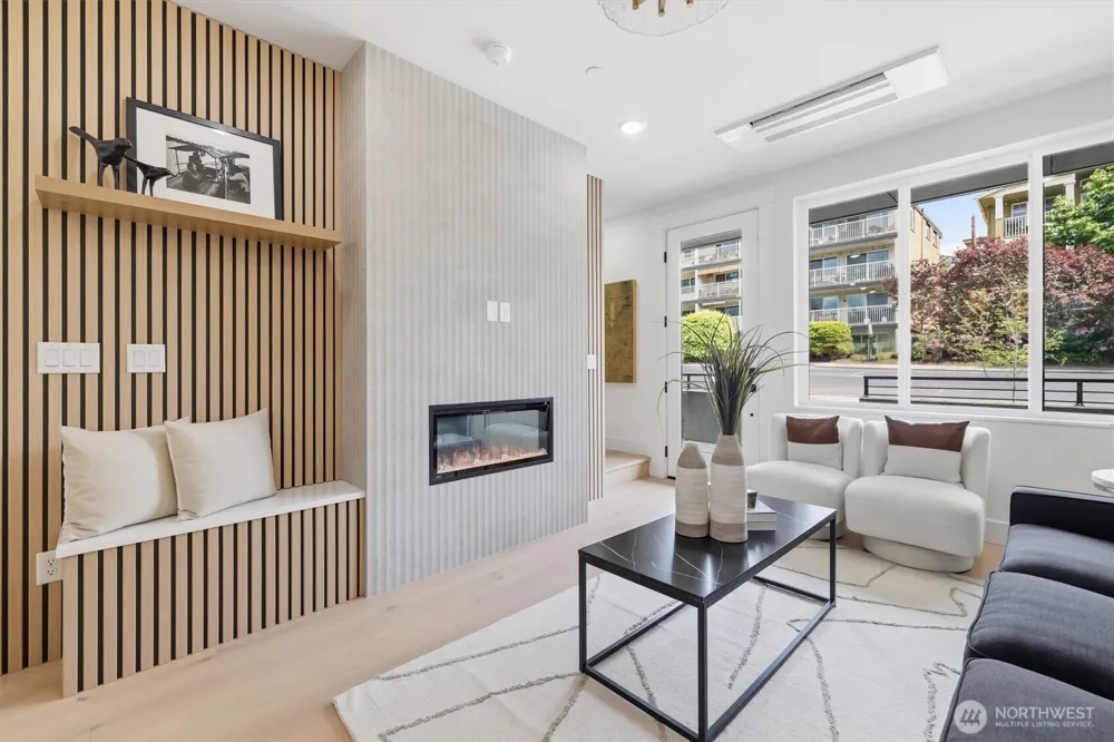 2017 Minor Avenue E Seattle, WA 98102
