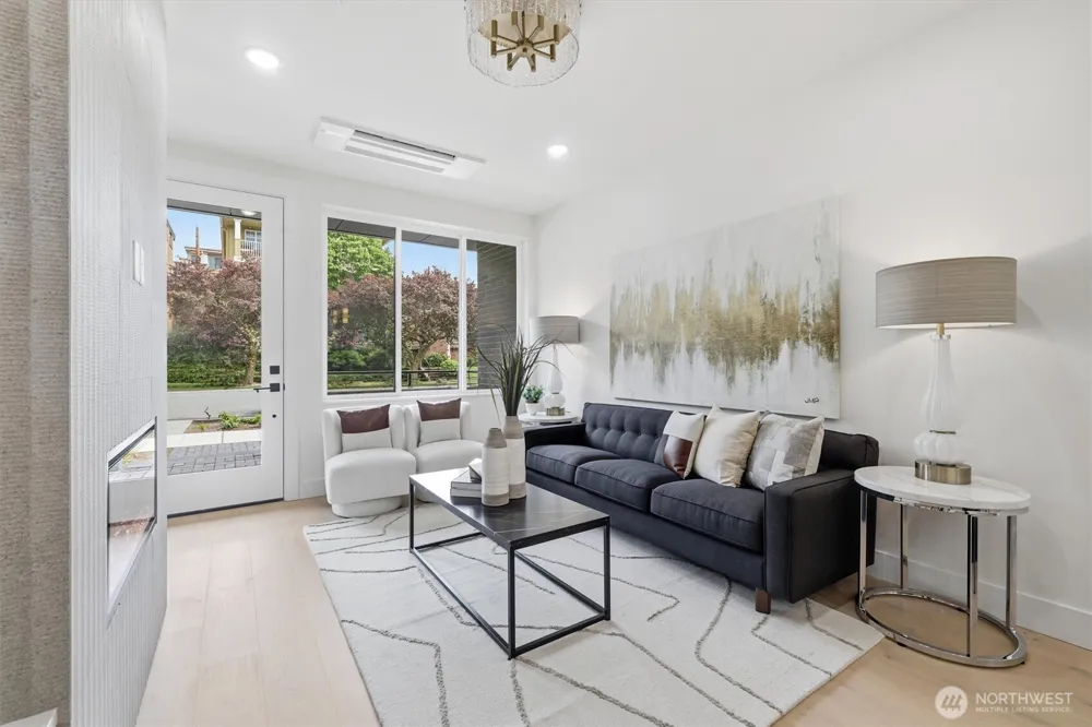 2017 Minor Avenue E Seattle, WA 98102