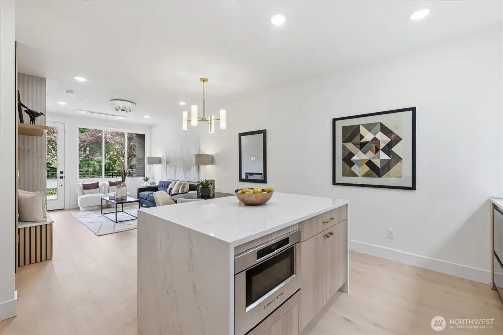 2017 Minor Avenue E Seattle, WA 98102