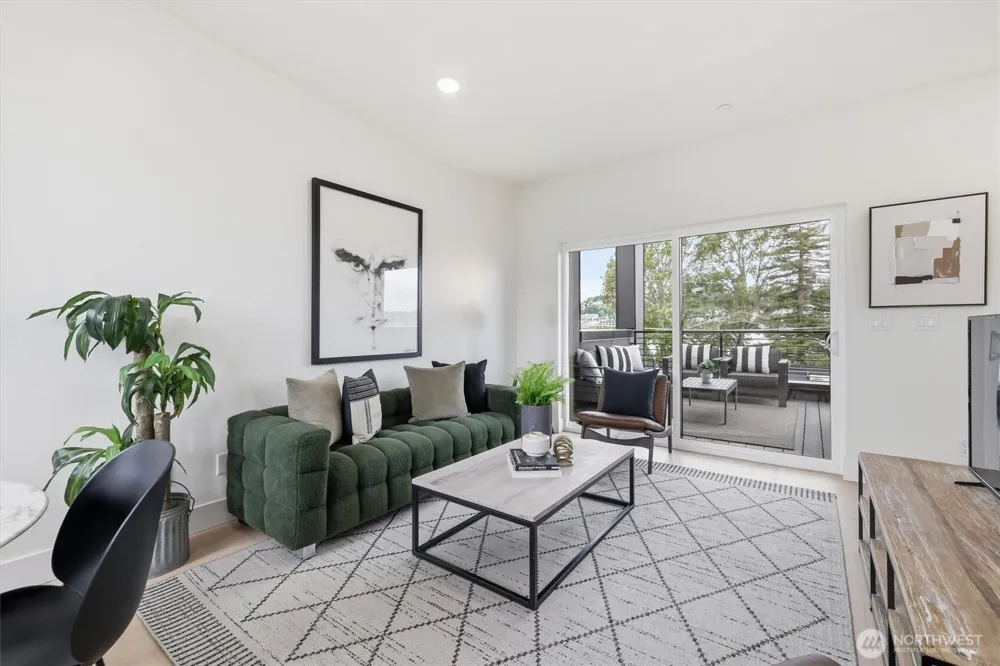 2017 Minor Avenue E Seattle, WA 98102