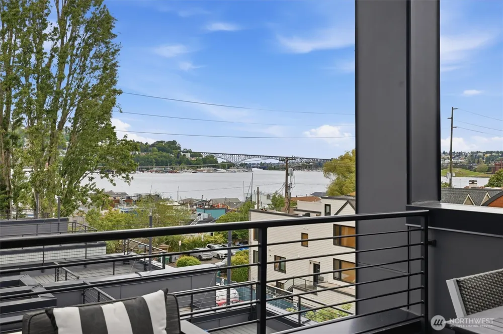 2017 Minor Avenue E Seattle, WA 98102