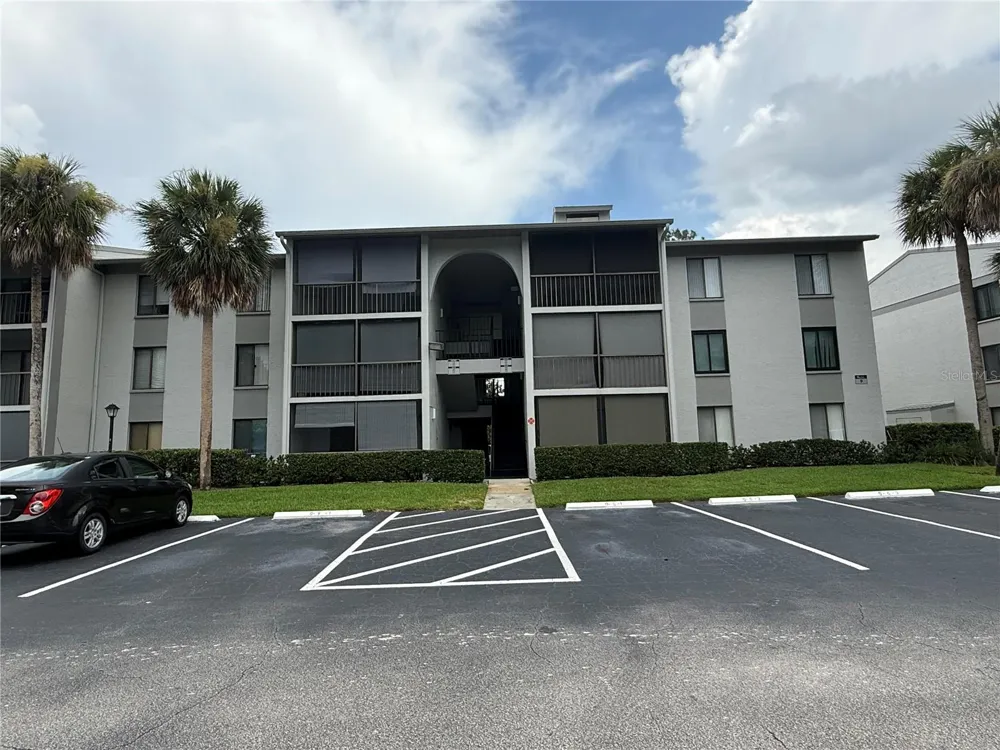 927 S PINE RIDGE CIRCLE #G2 Sanford, FL 32773