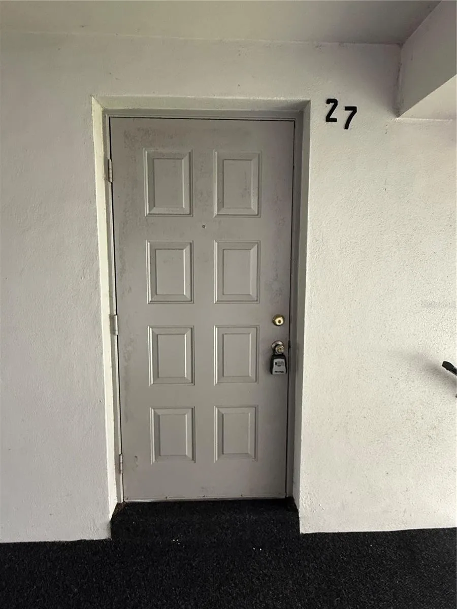 927 S PINE RIDGE CIRCLE #G2 Sanford, FL 32773