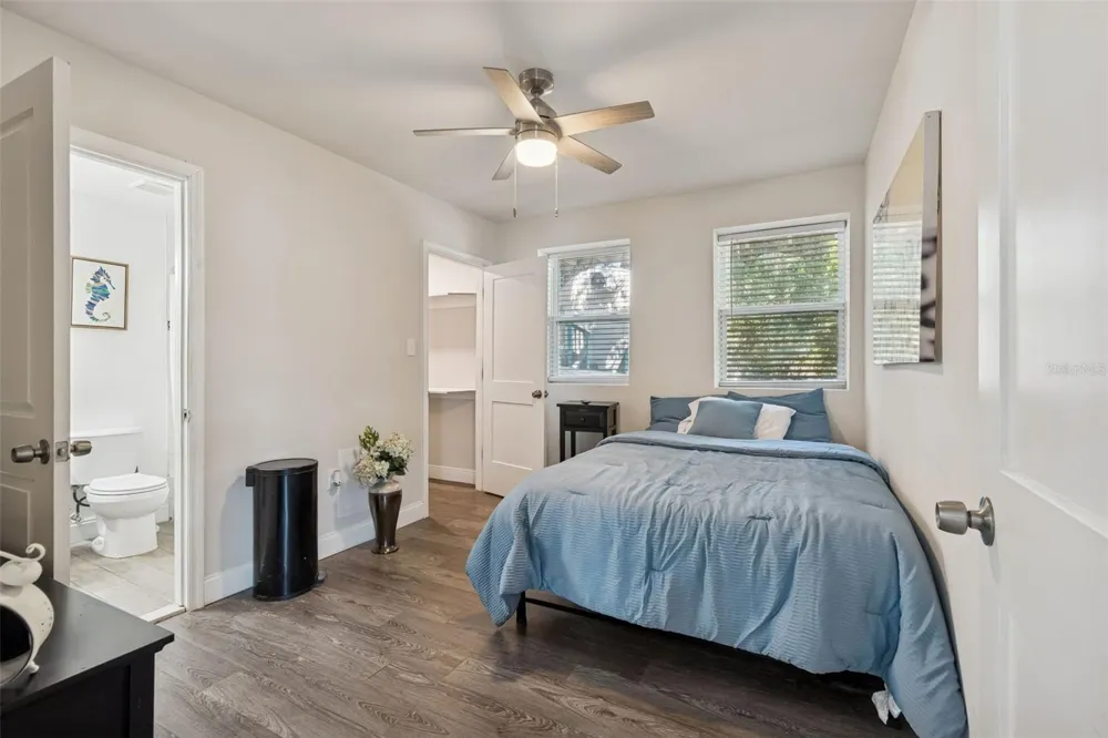 1006 E 26TH AVENUE Tampa, FL 33605