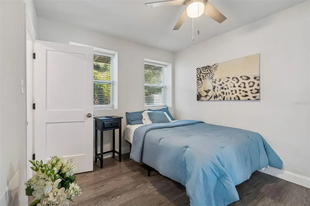 1006 E 26TH AVENUE Tampa, FL 33605