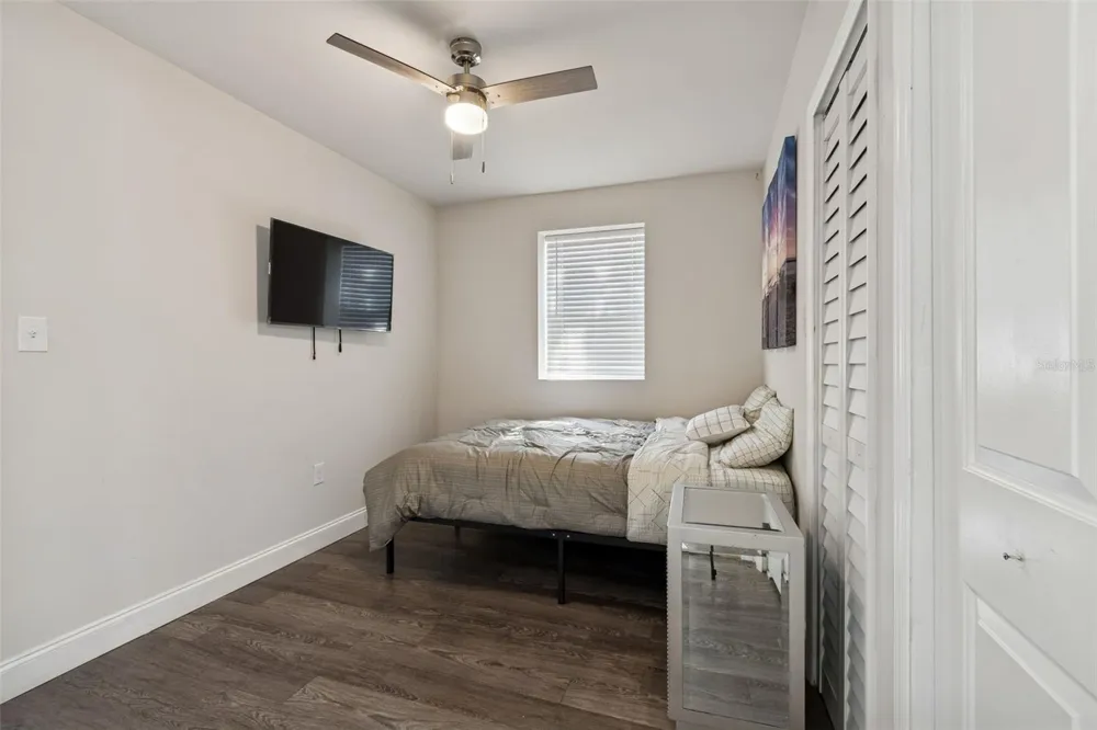 1006 E 26TH AVENUE Tampa, FL 33605