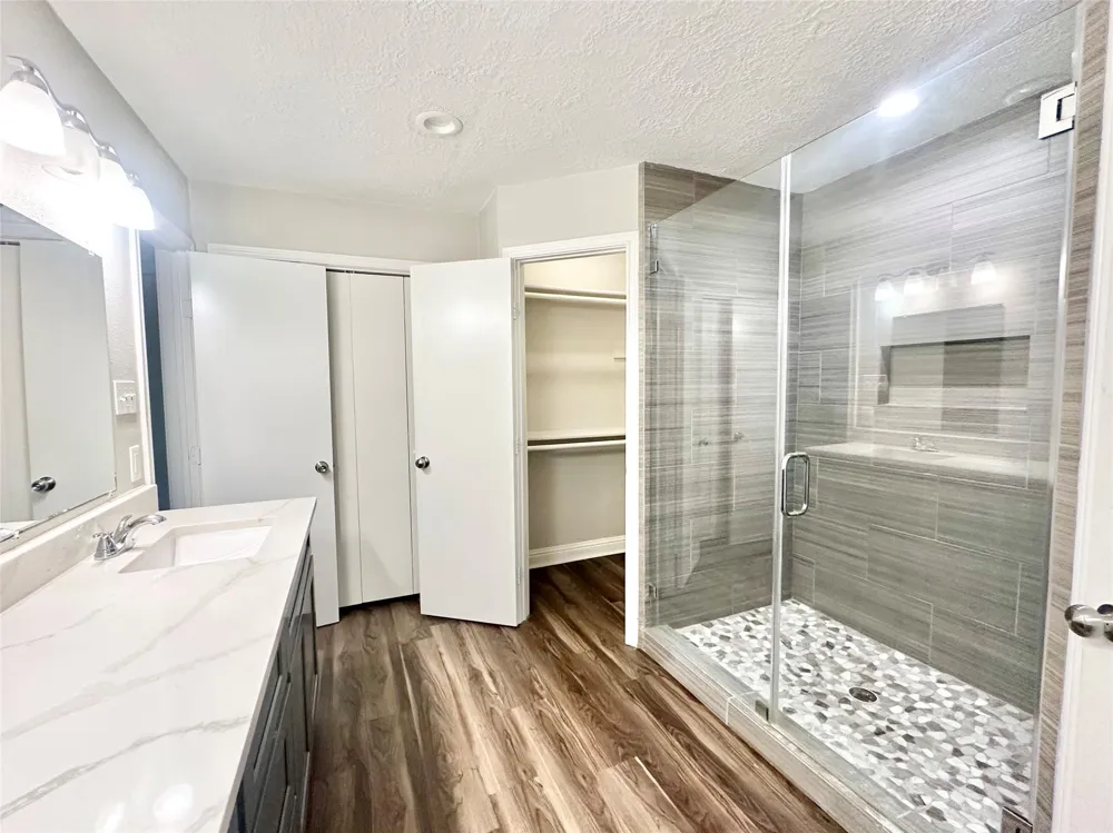 2523 Castle Place Stafford, TX 77477