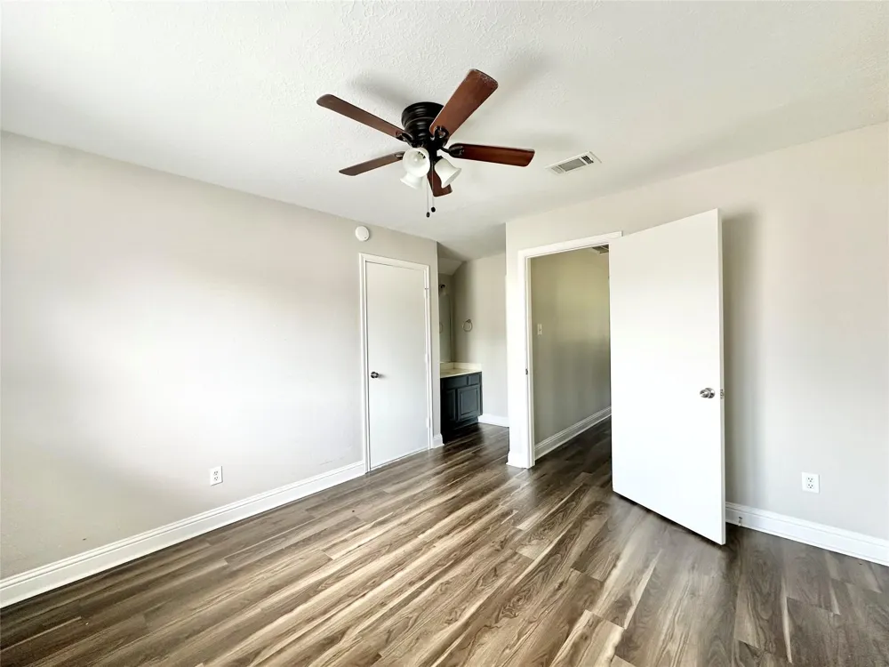 2523 Castle Place Stafford, TX 77477