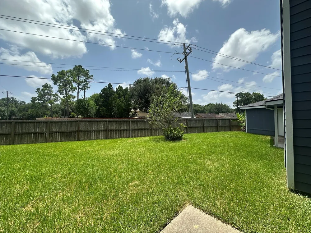 2523 Castle Place Stafford, TX 77477