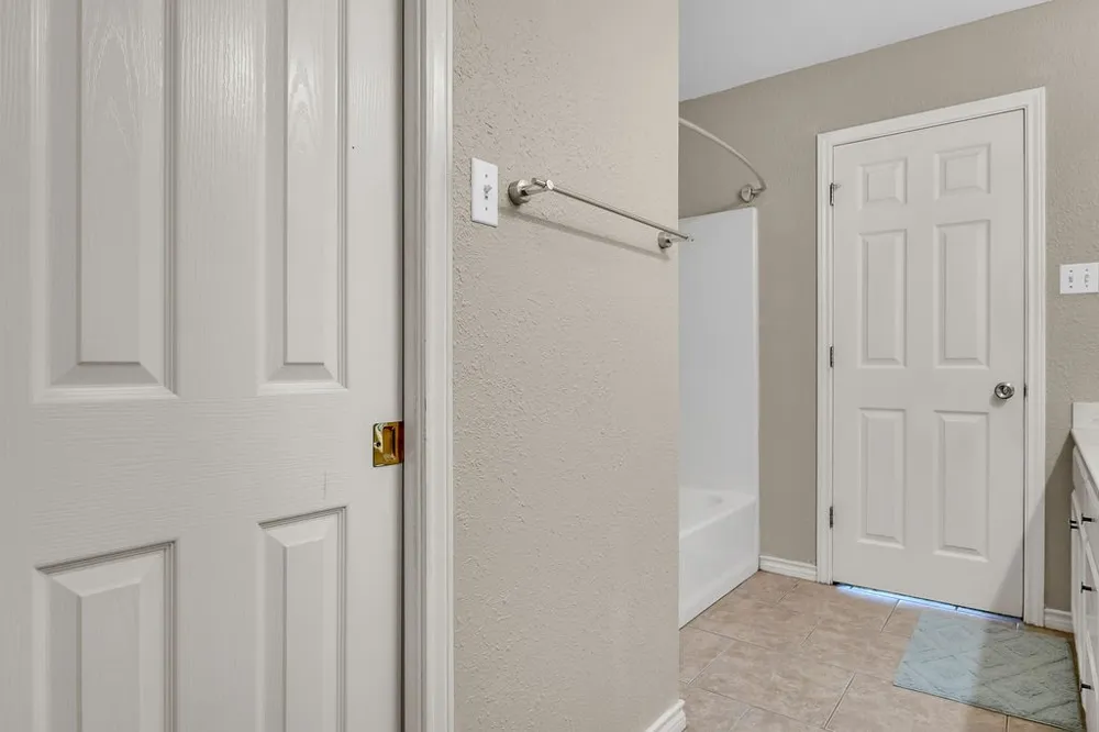 4022 Wood River #5B Corpus Christi, TX 78410