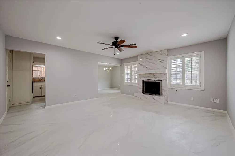 4506 Mimosa Drive Bellaire, TX 77401