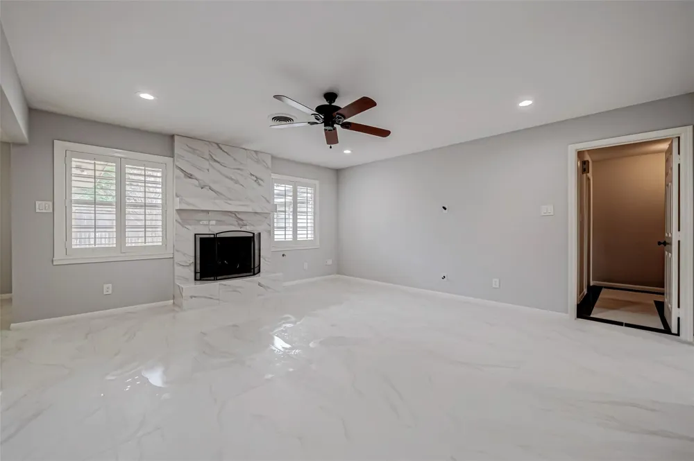 4506 Mimosa Drive Bellaire, TX 77401
