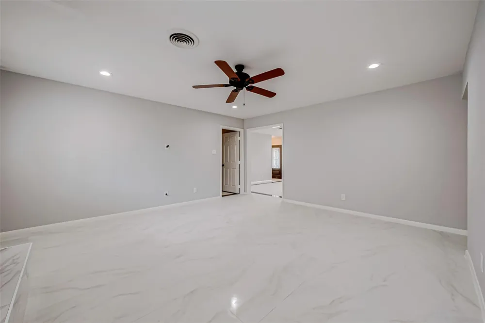 4506 Mimosa Drive Bellaire, TX 77401