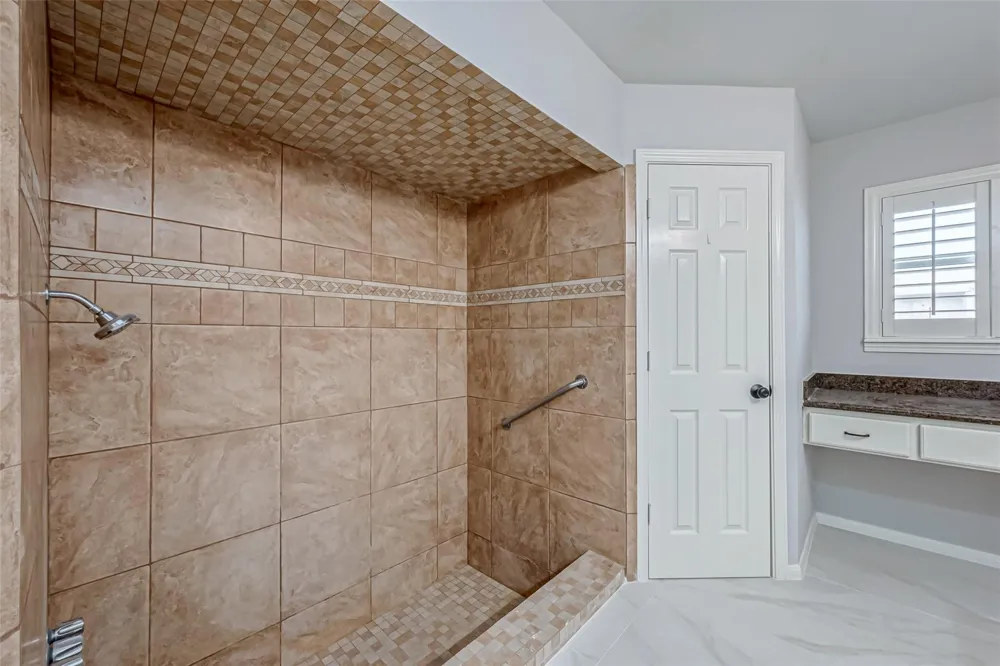 4506 Mimosa Drive Bellaire, TX 77401