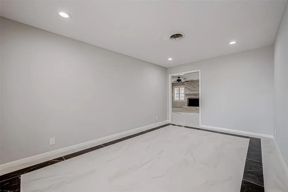 4506 Mimosa Drive Bellaire, TX 77401